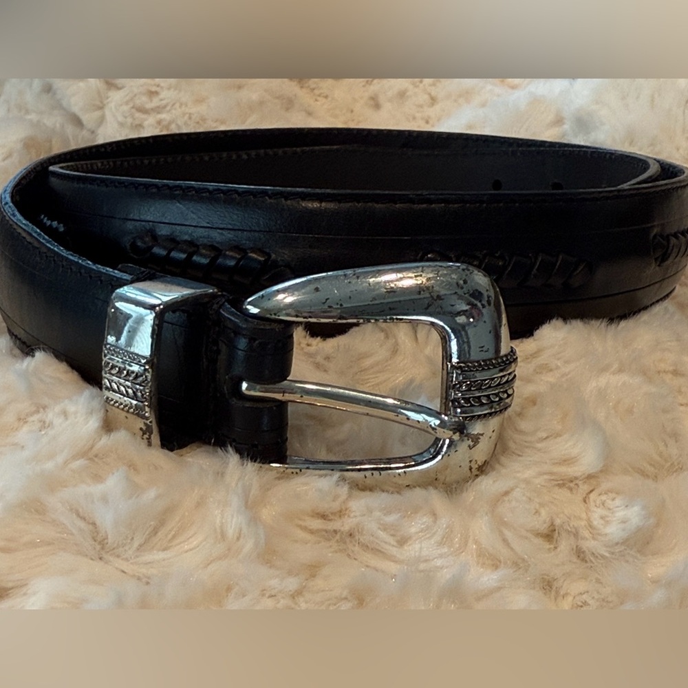 Textured Black Leather Belt Shabby Silver Buckle Tapers Toward Belt Holes 36